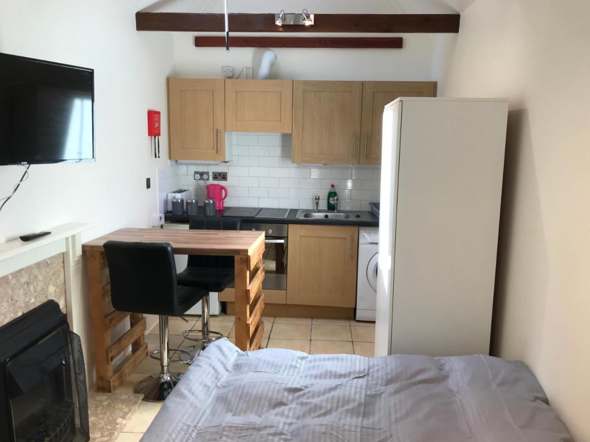 Self Contained Annex Villa Bournemouth Bagian luar foto