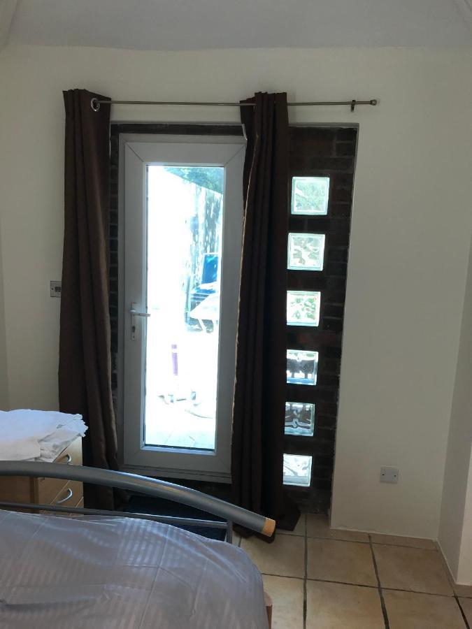 Self Contained Annex Villa Bournemouth Bagian luar foto