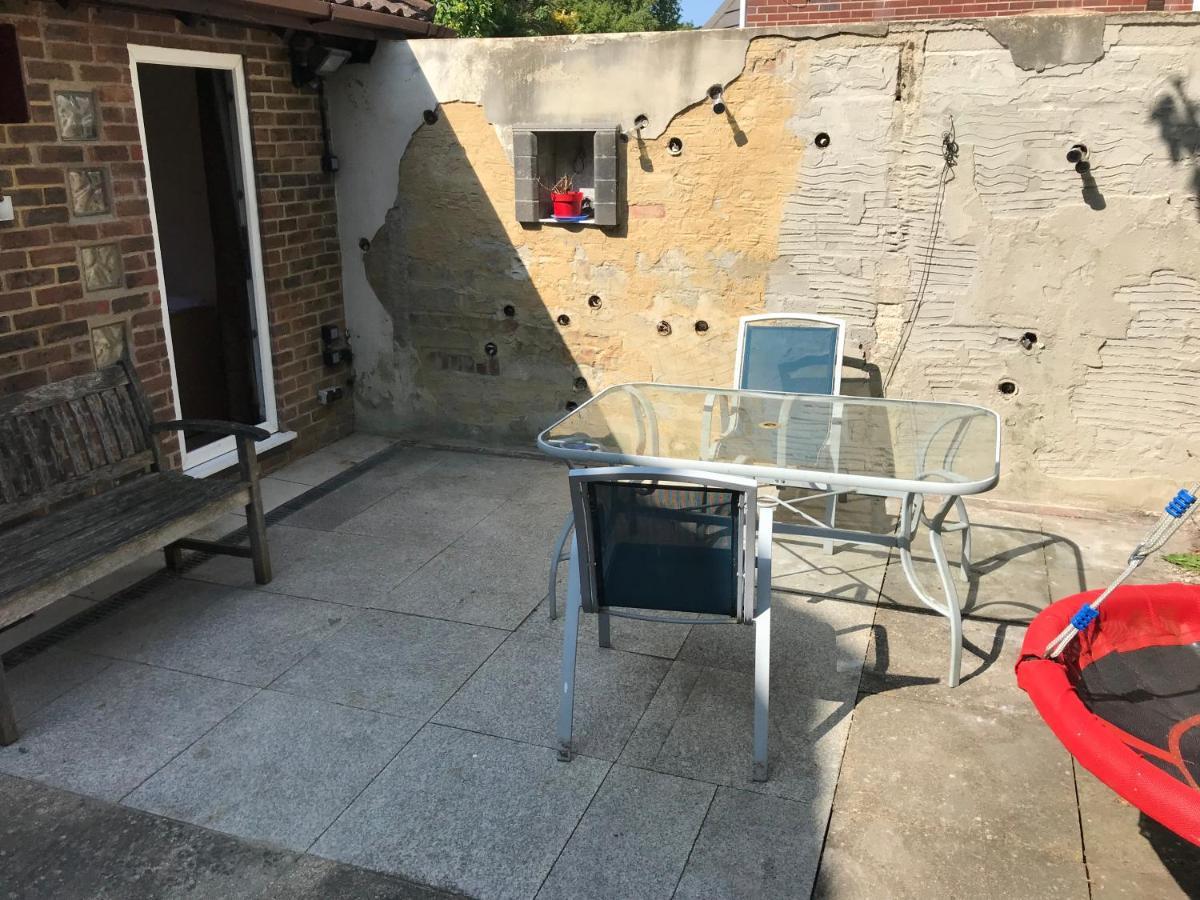 Self Contained Annex Villa Bournemouth Bagian luar foto